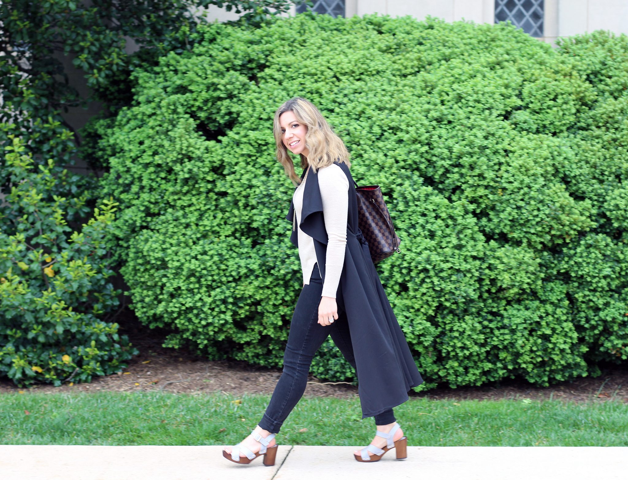 Sleeveless Trench | Glass of Glam - My Top Five Tips for Shopping at SheIn by popular DC fashion blogger Glass of Glam