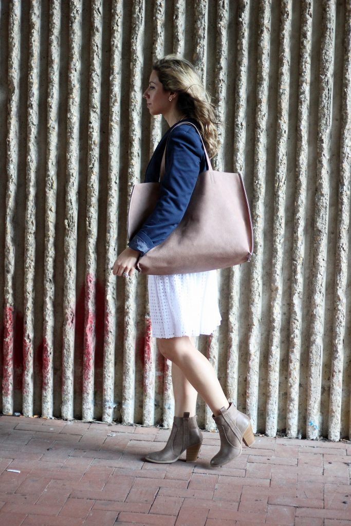 little white dress re-styled for fall, JustFab reversible tote, justfab booties, H&M blazer