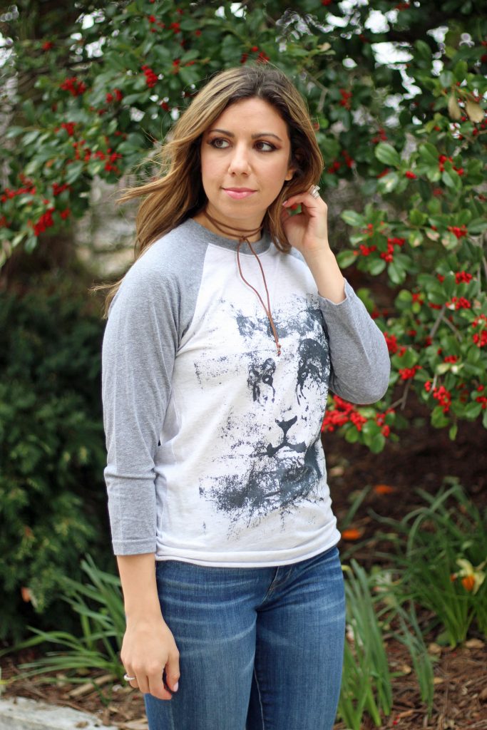 Lifestyle Blogger Roxanne of Glass of Glam wearing The Mindful Tee
