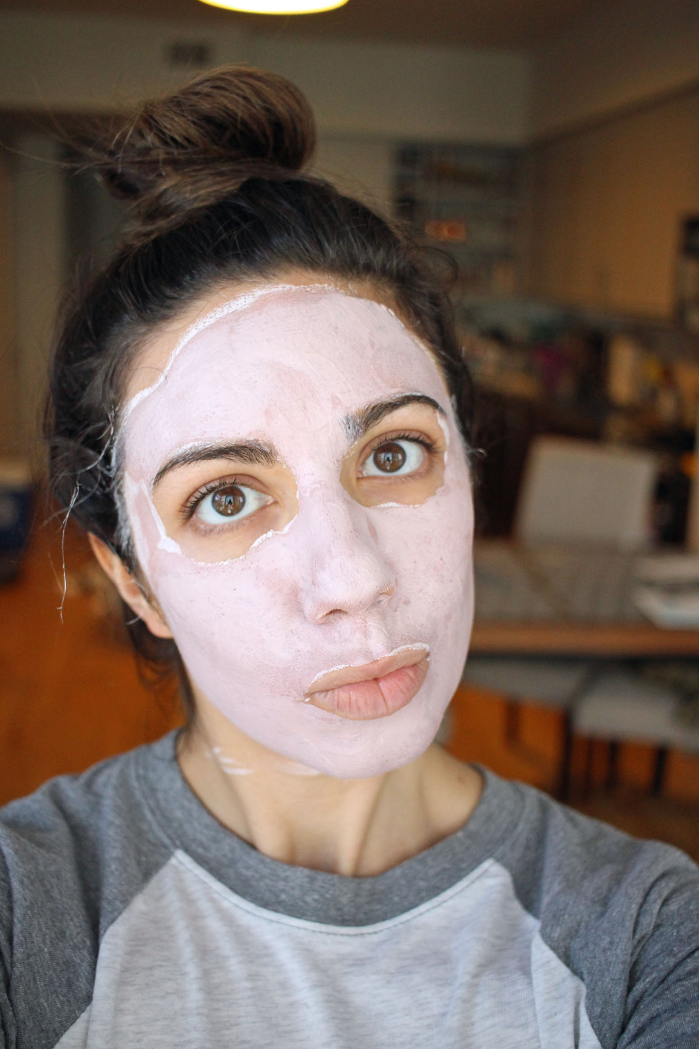 Lifestyle blogger Roxanne of Glass of Glam's Sand and Sky Pink Mask Review - Sand & Sky Australian Pink Clay Mask Review b y Dc beauty blogger Glass of Glam