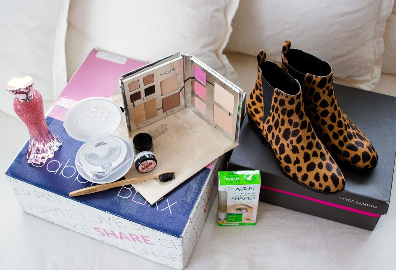 Lifestyle blogger Roxanne of Glass of Glam's review of the Babbleboxx Party Perfect Box