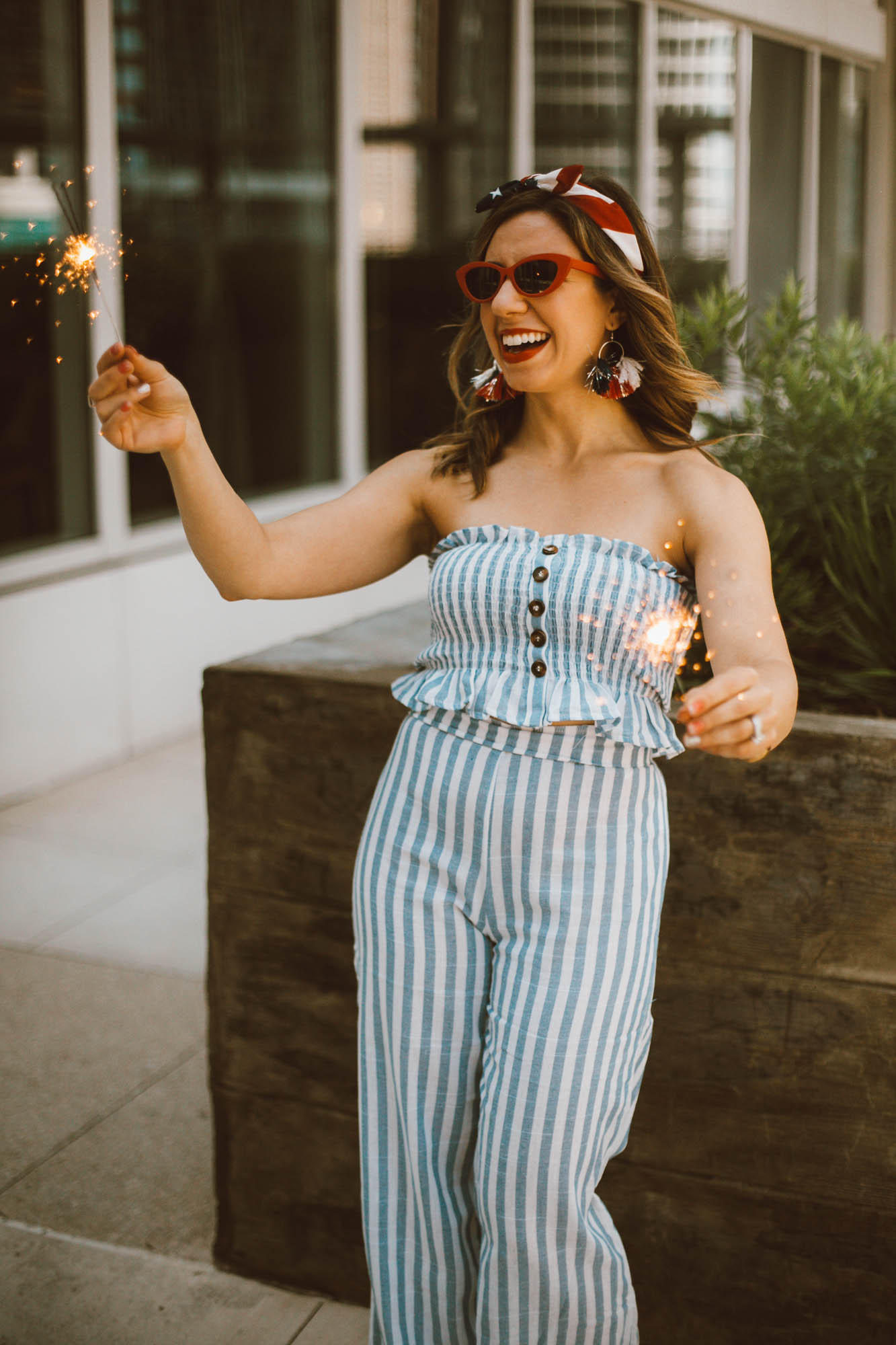 The 5 BEST 4th of July Sales featured by popular Chicago fashion blogger Glass of Glam