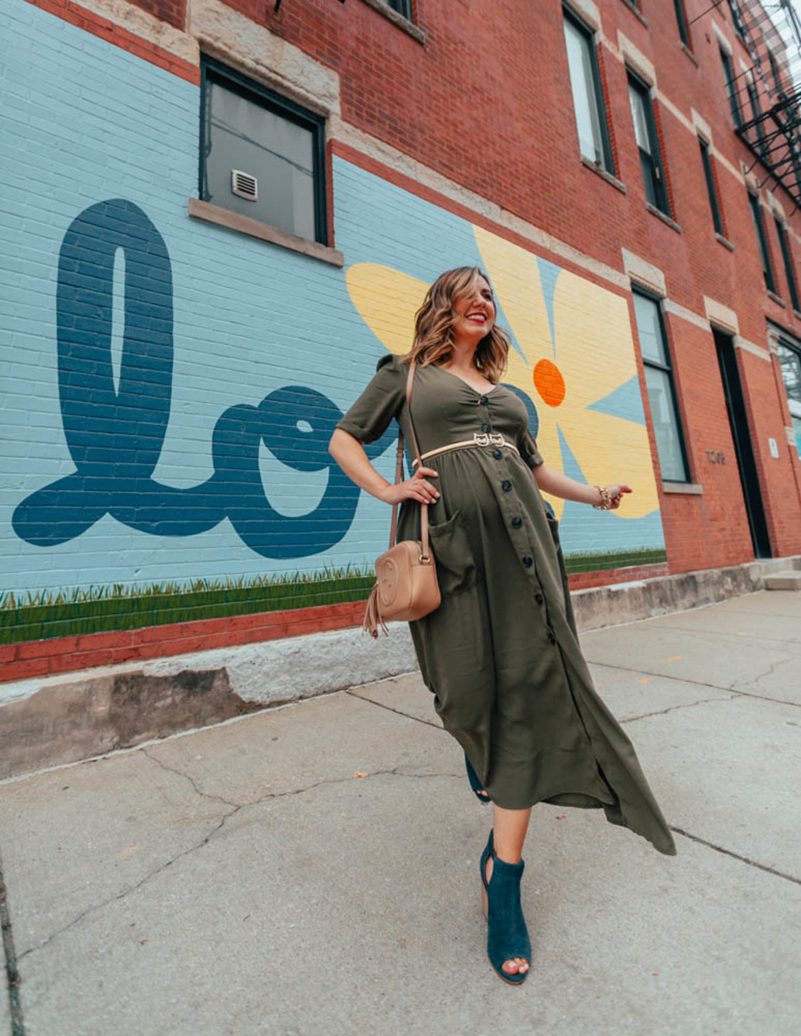 Top 5 Things About Pregnancy to know featured by top US fashion blog, Glass of Glam: image of a pregnant woman wearing a SheIn midi dress, Sole Society booties and a Gucci circle leather bag